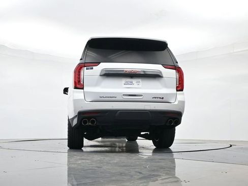 Used 2023 GMC Yukon AT4 w/ Technology Package AWD/4WD image 38