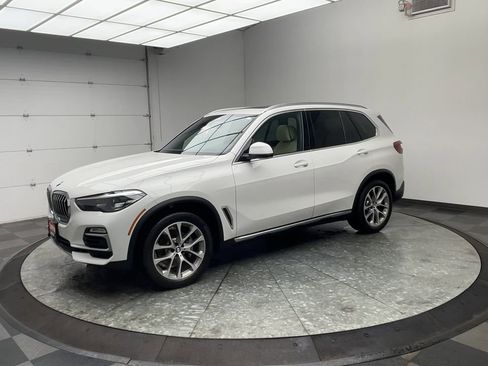 Used 2021 BMW X5 xDrive40i w/ Premium Package 2 image 39