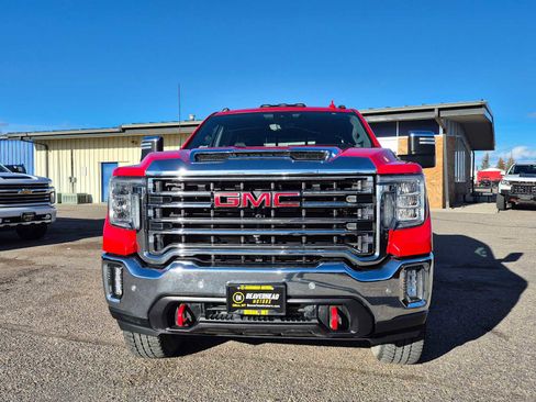 Used 2020 GMC Sierra 2500 SLT w/ Technology Package image 14