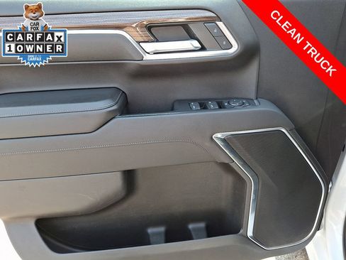 Used 2022 Chevrolet Silverado 1500 RST AWD/4WD image 12