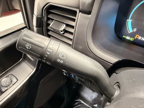 Used 2023 Ford F150 Lariat w/ Equipment Group 502A High image 40