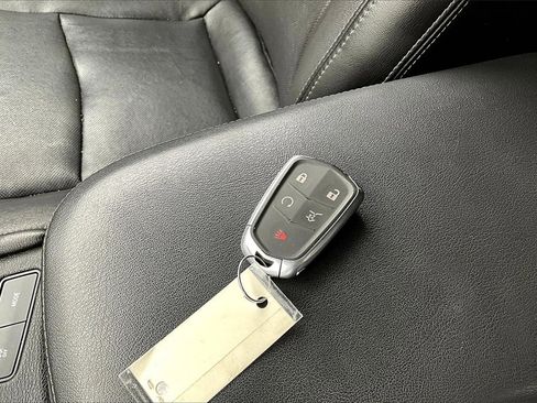 Used 2020 Cadillac XT6 Premium Luxury image 11