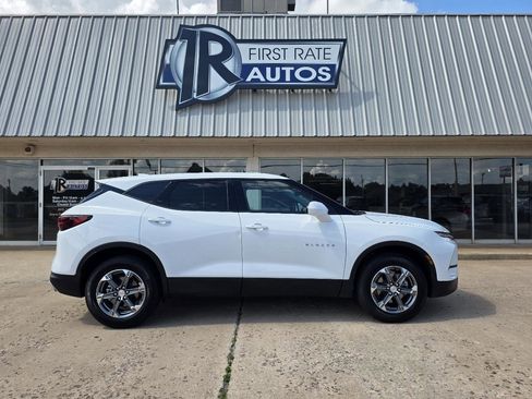 Used 2025 Chevrolet Blazer LT AWD/4WD image 9