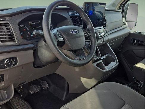 Used 2023 Ford Transit 350 XLT image 20