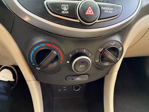 Used 2016 Hyundai Accent SE w/ Option Group 02 image 17