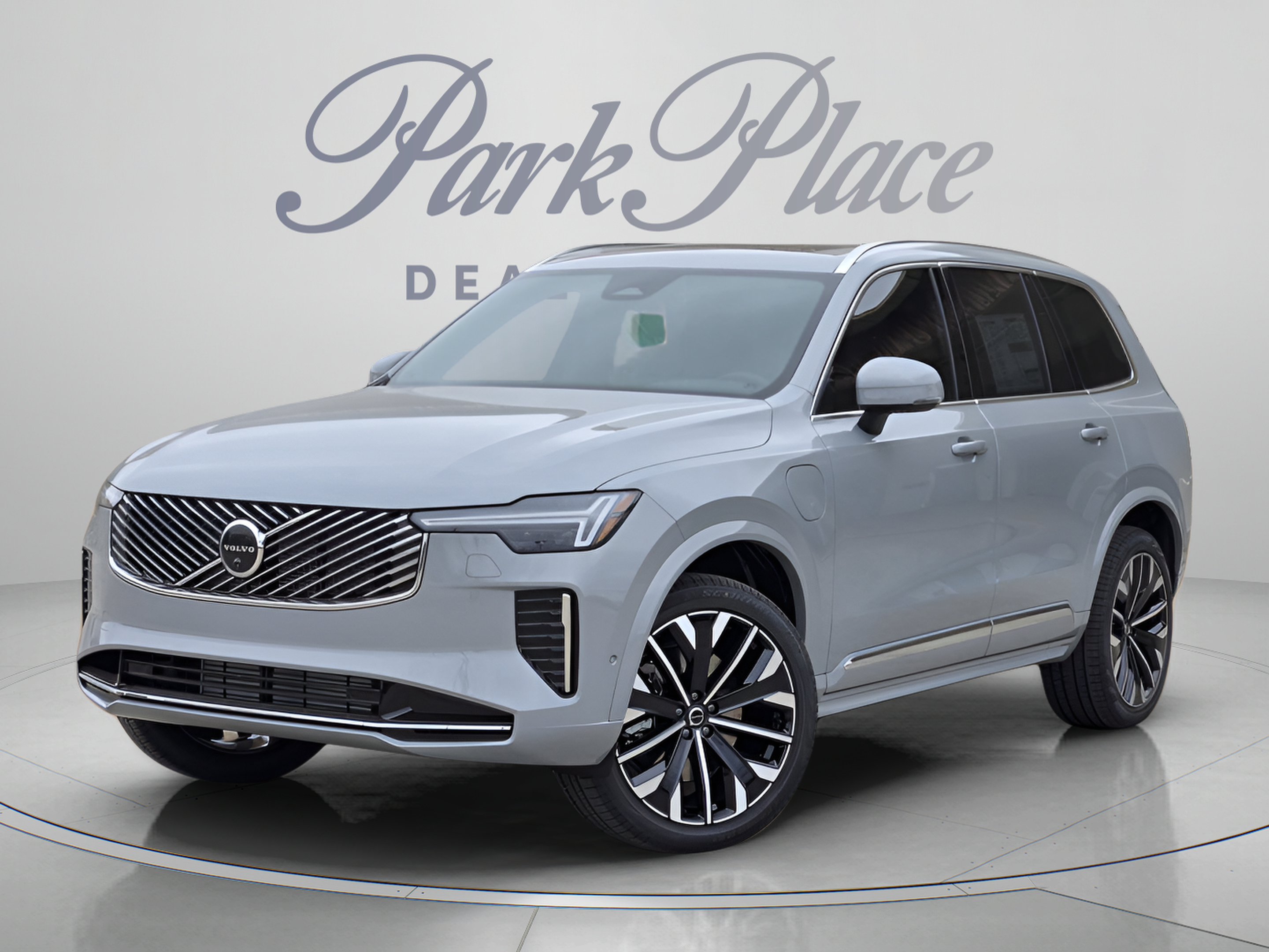 New 2026 Volvo XC90 T8 Plus AWD/4WD image 1