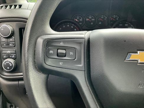 Used 2022 Chevrolet Silverado 1500 Custom AWD/4WD image 11