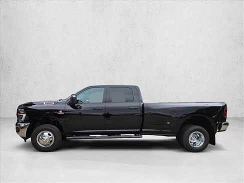 New 2026 RAM 3500 Tradesman AWD/4WD image 5