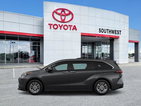 New 2025 Toyota Sienna XLE image 4