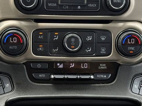 Used 2019 GMC Yukon Denali w/ Denali Ultimate Package AWD/4WD image 4
