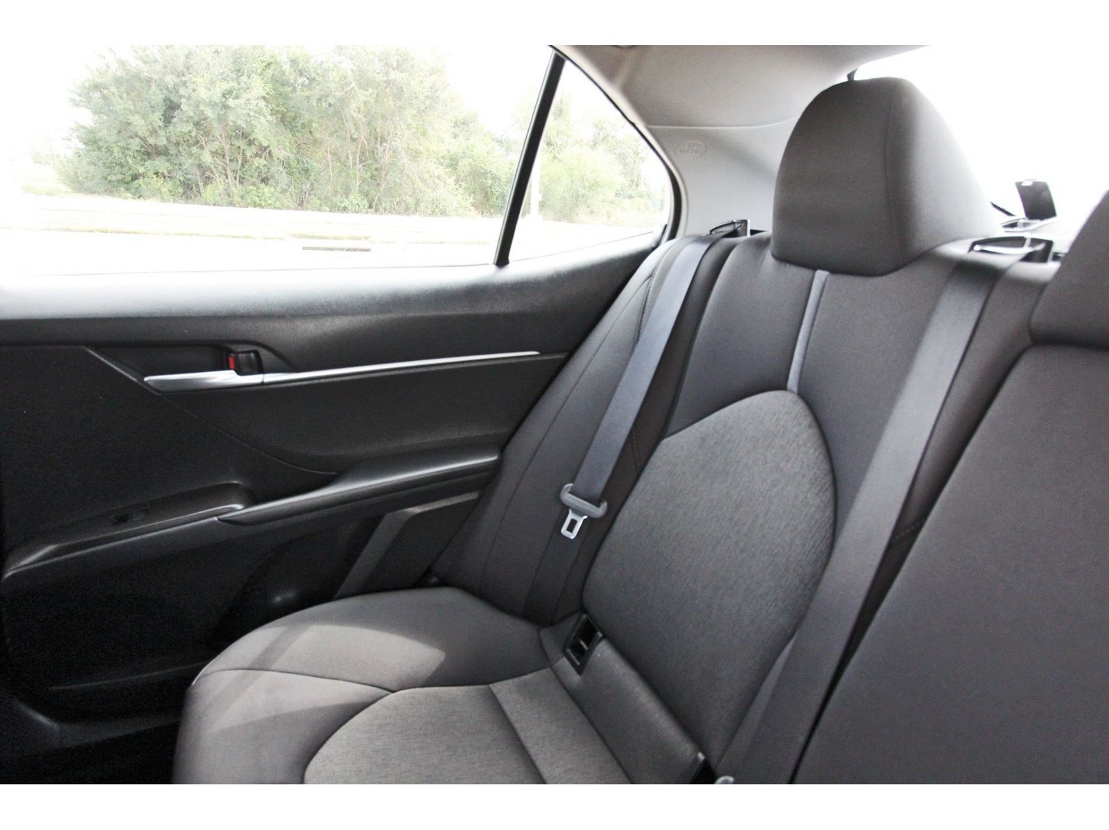 Used 2023 Toyota Camry LE FWD image 12