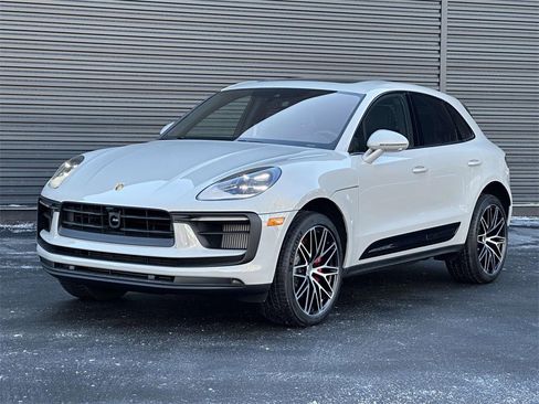 New 2026 Porsche Macan S image 1