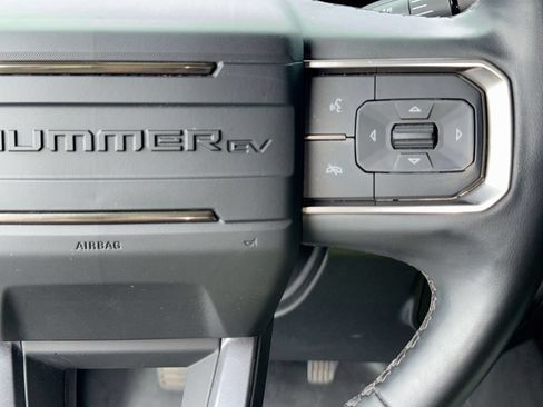 Used 2025 GMC Hummer EV 3X w/ Extreme Off-Road Package AWD/4WD image 18