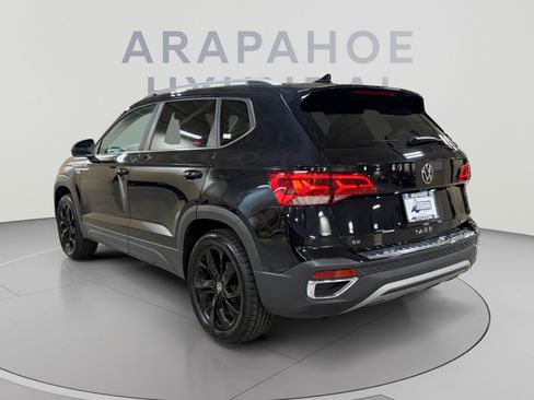 Used 2023 Volkswagen Taos SE w/ Black Wheel Package AWD/4WD image 3