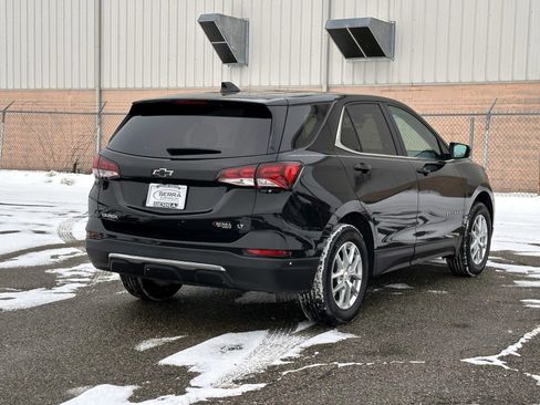 Certified 2024 Chevrolet Equinox LT w/ LPO, Floor Liner Package image 5