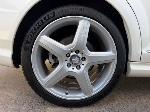 Used 2013 Mercedes-Benz S 550 image 24