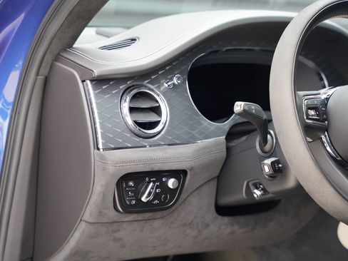 Used 2021 Bentley Bentayga Speed AWD/4WD image 20