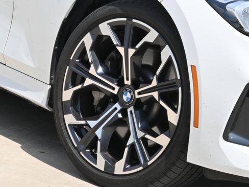 Certified 2025 BMW 330i Sedan w/ Convenience Package RWD image 11