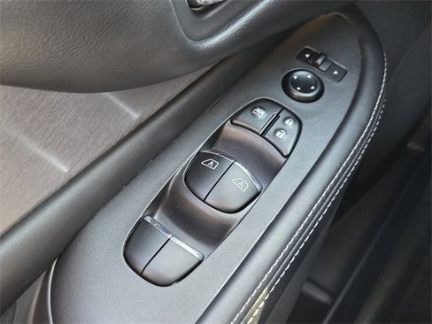 Certified 2023 Nissan Murano SL image 25