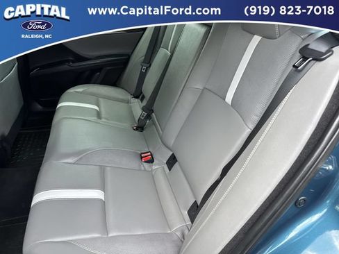Used 2025 Toyota Camry SE FWD image 18