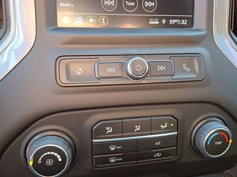 Used 2021 Chevrolet Silverado 1500 Custom Trail Boss image 15