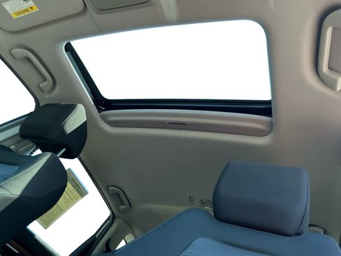 Used 2021 Honda CR-V EX image 19