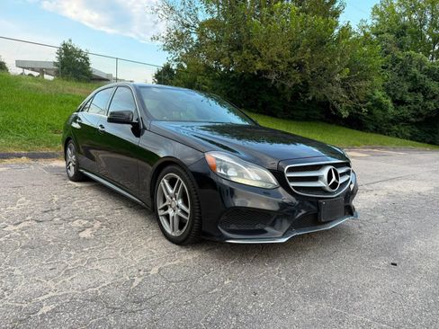 Used 2014 Mercedes-Benz E 350 4MATIC Sedan w/ Premium 1 Package image 8