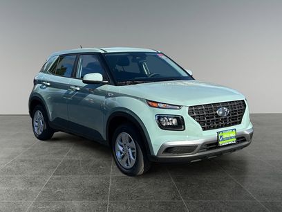 New 2026 Hyundai Venue SE