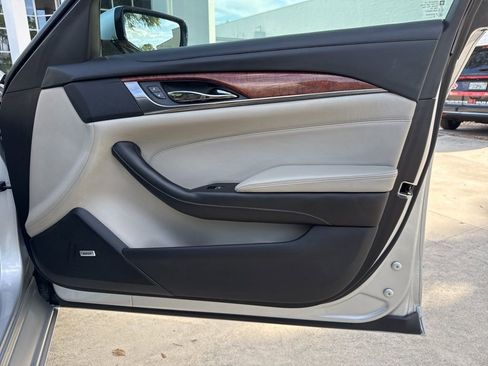 Used 2017 Cadillac CTS Sedan image 19