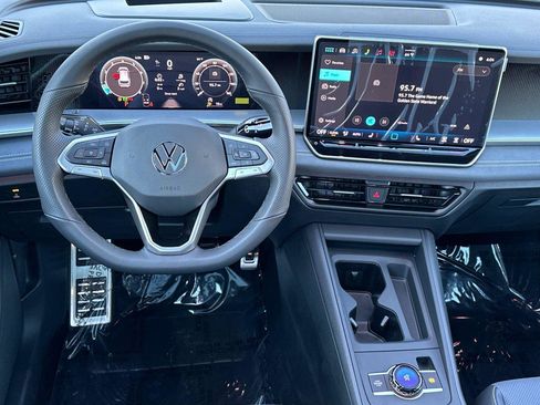 New 2026 Volkswagen Tiguan SE R-Line image 13