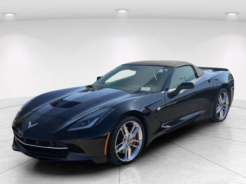 Used 2019 Chevrolet Corvette Stingray Convertible RWD image 7
