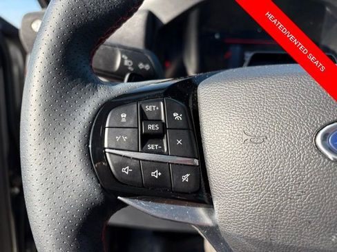 Used 2025 Ford Explorer ST image 24