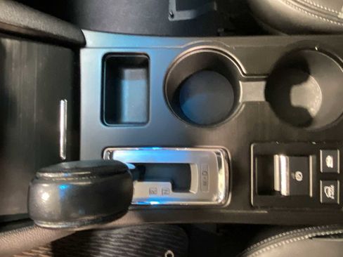 Used 2015 Subaru Outback 2.5i Limited image 17