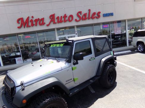 Used 2014 Jeep Wrangler Sport AWD/4WD image 5