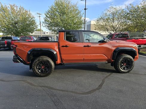Used 2024 Toyota Tacoma TRD Pro image 8