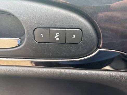 Used 2016 Buick Enclave Premium AWD/4WD image 8