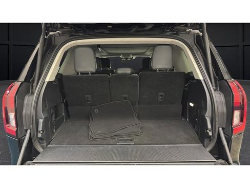 Used 2025 Ford Expedition Active AWD/4WD image 27