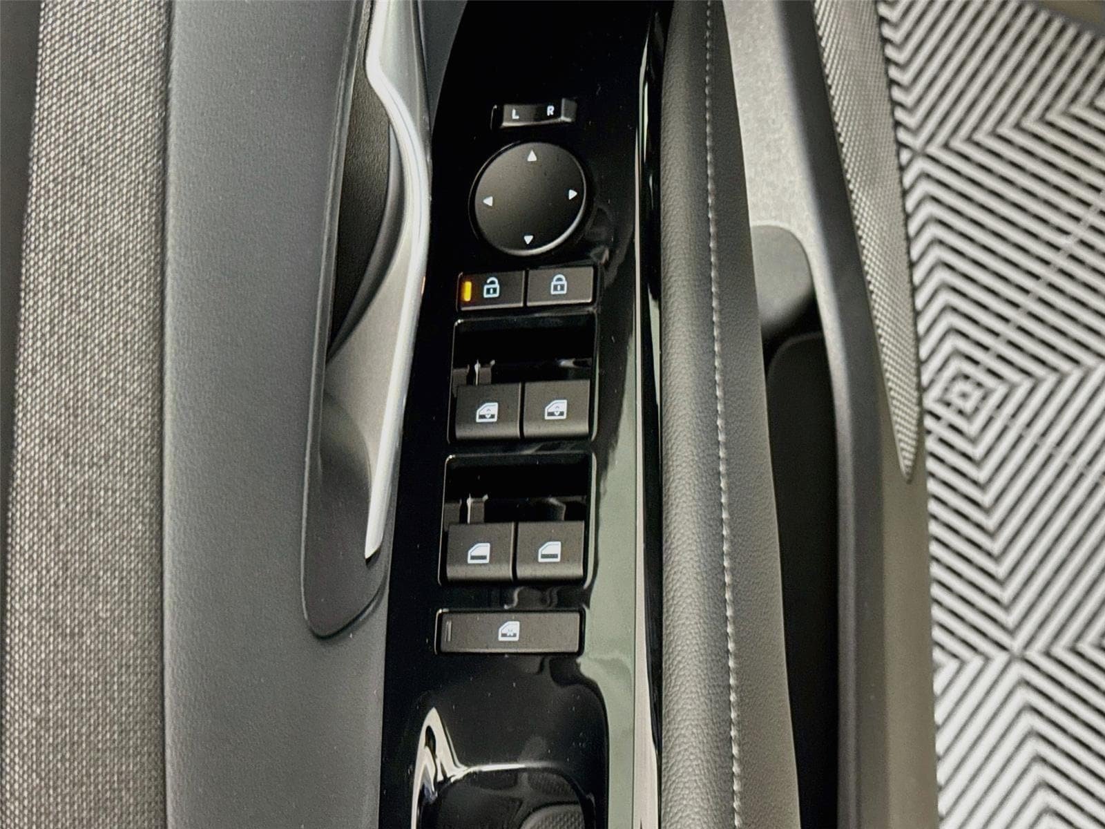 New 2026 Hyundai Tucson Limited FWD image 20