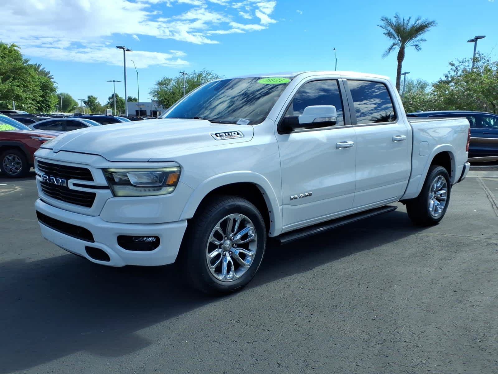 Used 2021 RAM 1500 Laramie w/ Sport Appearance Package AWD/4WD image 8