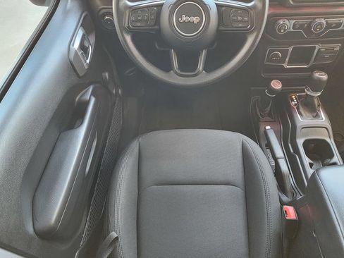 Used 2020 Jeep Wrangler Unlimited Sport AWD/4WD image 11