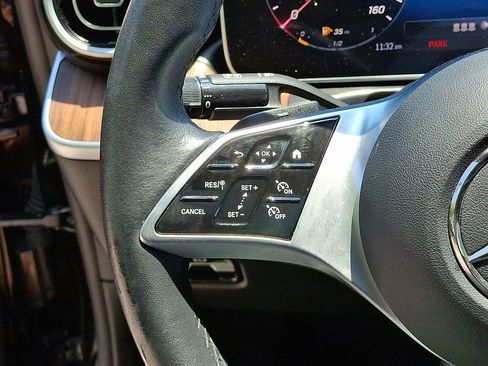 Used 2024 Mercedes-Benz C 300 4MATIC Sedan image 23