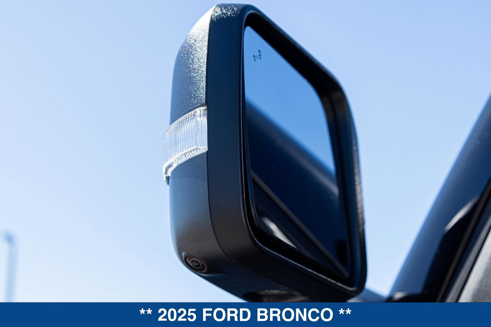 Used 2025 Ford Bronco Badlands AWD/4WD image 17
