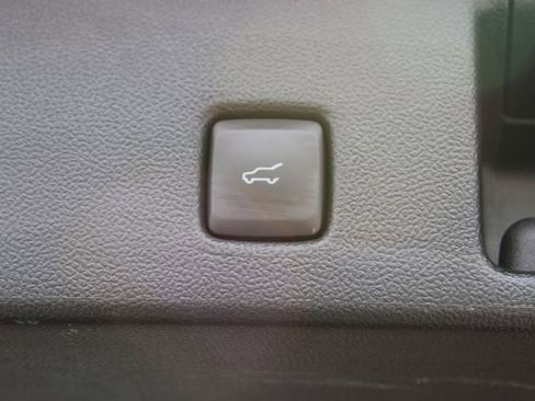 Used 2023 Ford Escape Active image 8