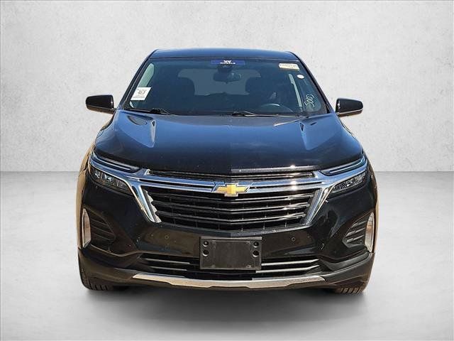 Used 2023 Chevrolet Equinox LT w/ Driver Convenience Package FWD image 2