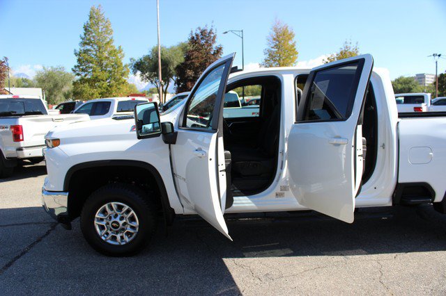 Used 2024 Chevrolet Silverado 2500 LT w/ Convenience Package AWD/4WD image 10