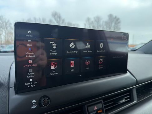 Used 2026 Honda Pilot TrailSport image 33