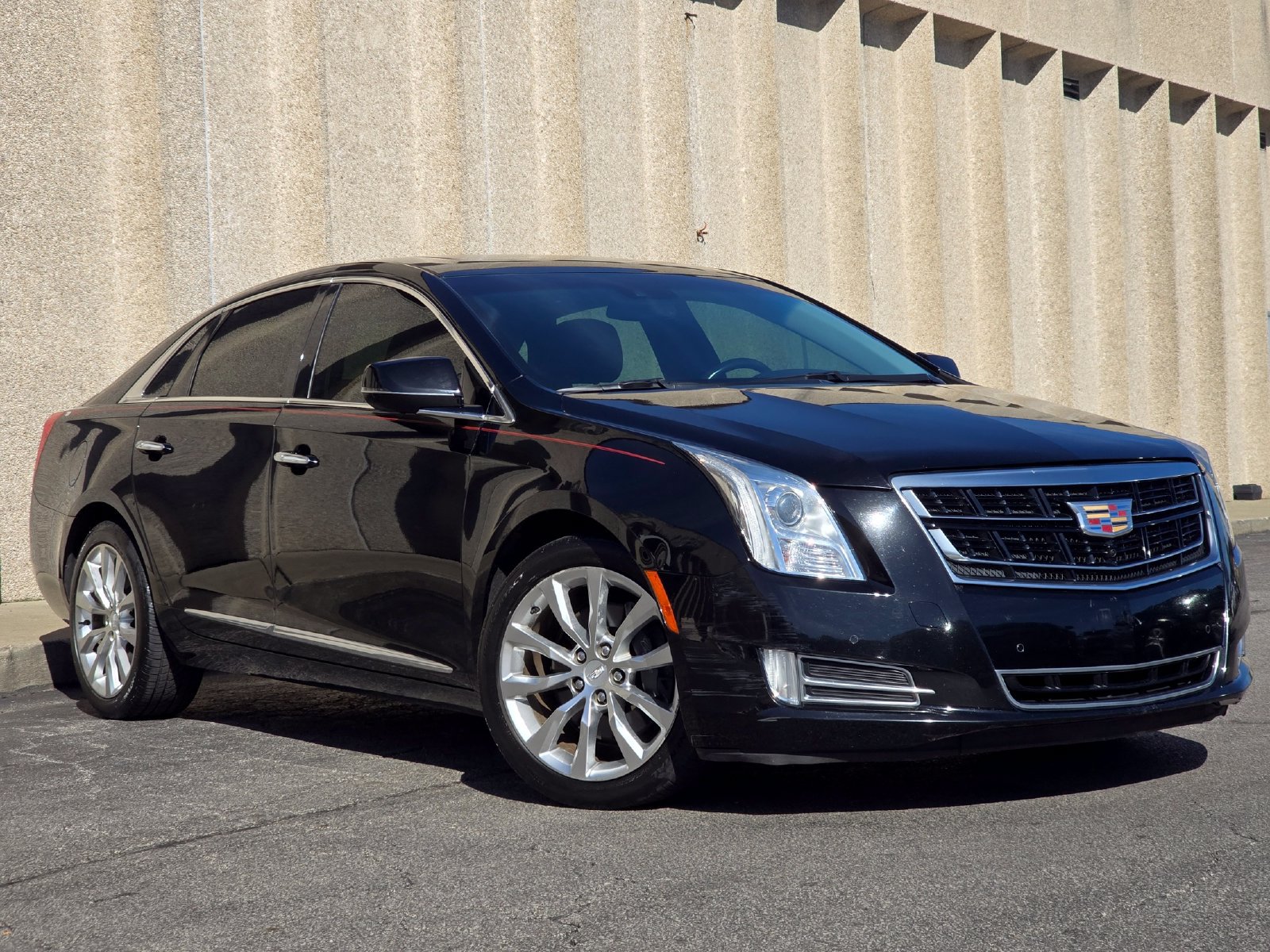 Used 2017 Cadillac XTS Luxury w/ Driver Awareness Package AWD/4WD image 1