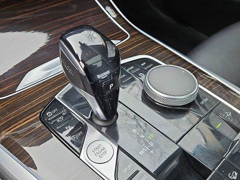 Used 2019 BMW X7 xDrive50i w/ Cold Weather Package image 12