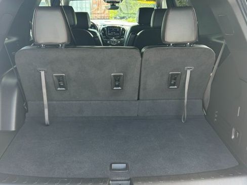 Certified 2023 Chevrolet Traverse RS image 35