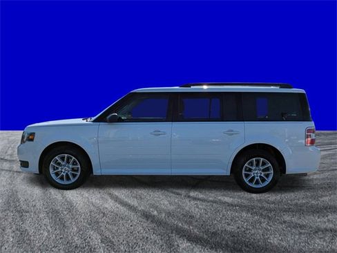 Certified 2019 Ford Flex SE image 7